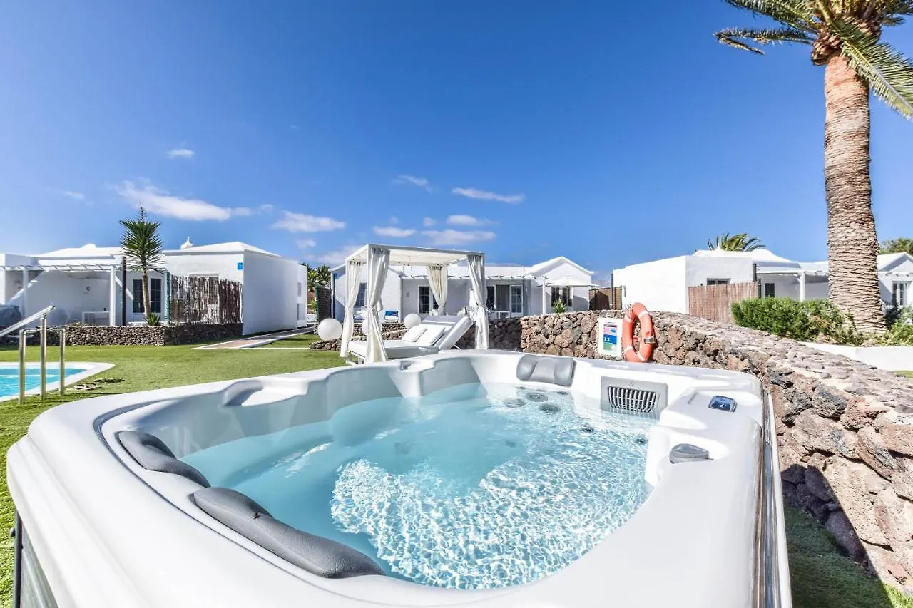 Villas New Lanzasuites Playa Blanca