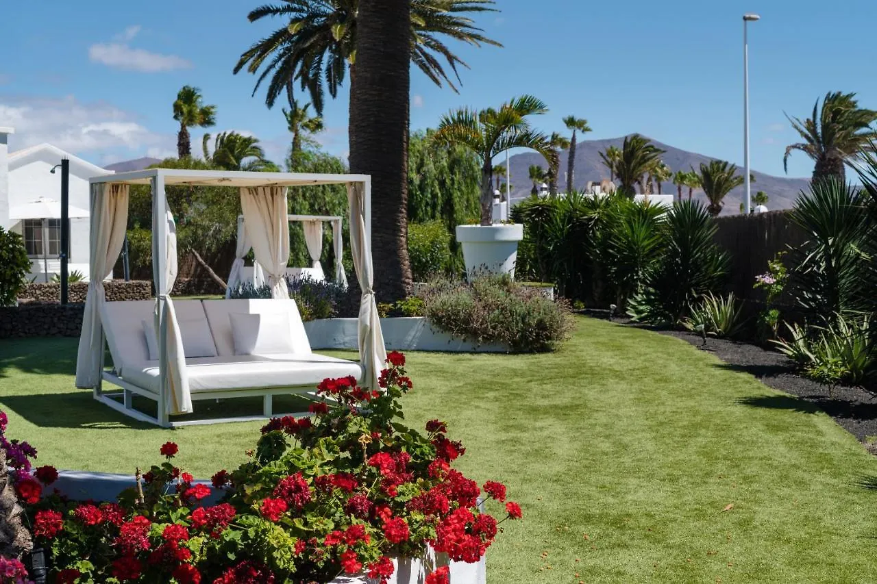 Villas New Lanzasuites Playa Blanca  0*, Playa Blanca (Lanzarote)