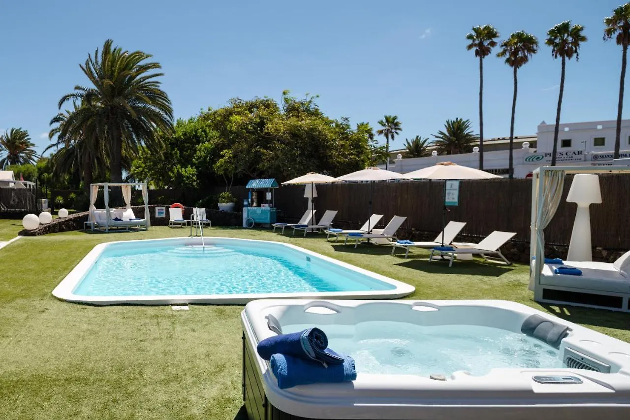 Villas New Lanzasuites Playa Blanca  Spain
